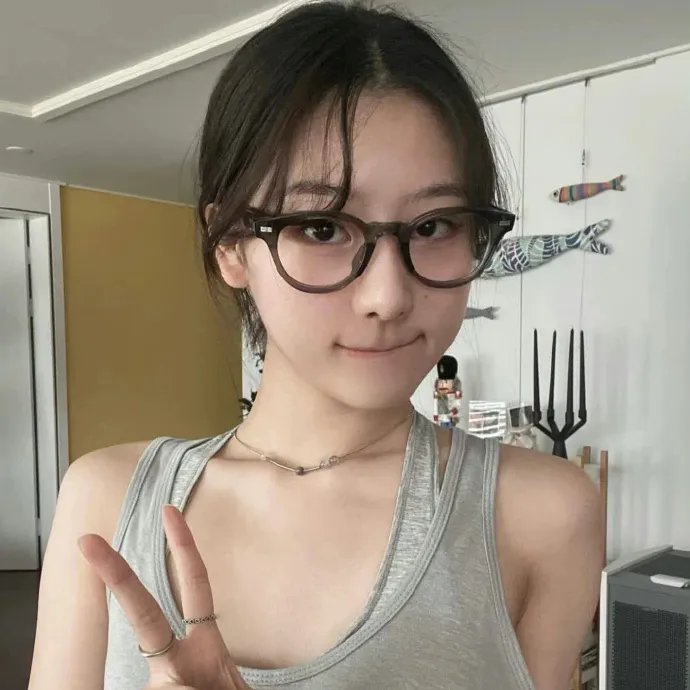 美人无泪